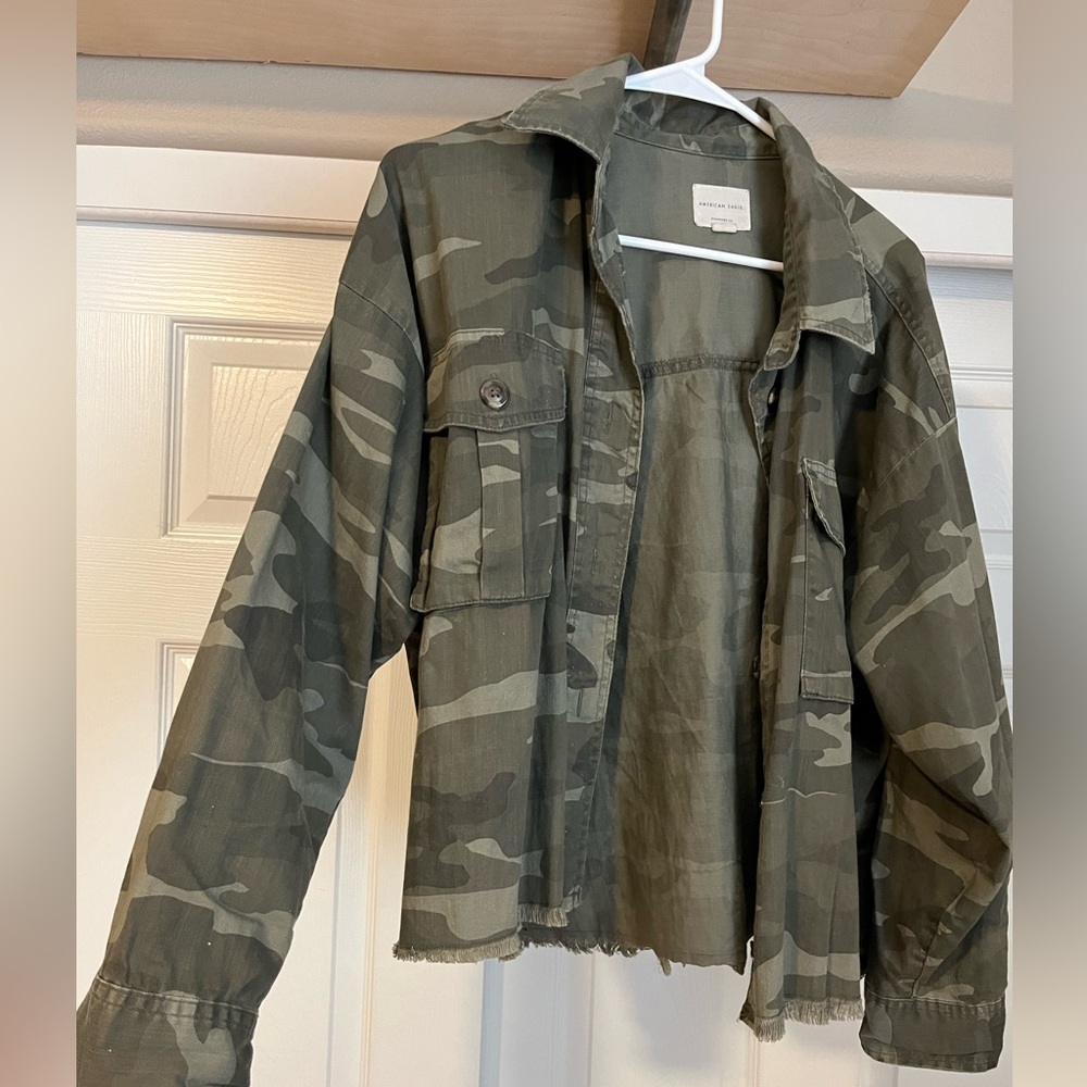 AE camo button up distressed shirt
